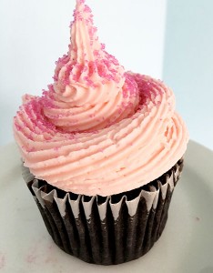 A pink-frosted cupcake Ruthie hopes to bake with S—. | Photo by Ruthie Cohen