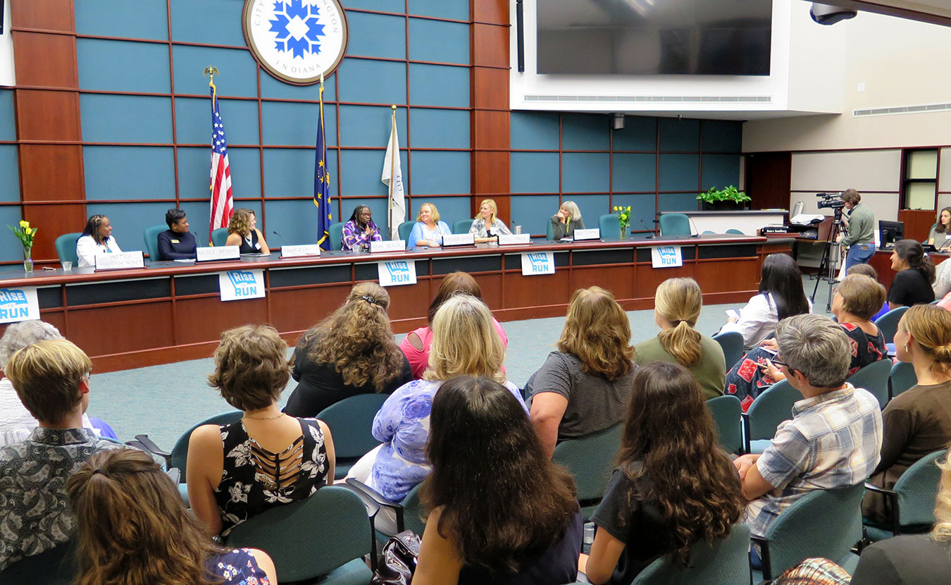 Rise to Run is a new grassroots movement whose goal is to mobilize young progressive women to run for office. The Bloomington hub of the organization hosted its kickoff event in the Council Chambers of Bloomington's City Hall on September 17. | Limestone Post