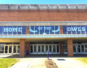 Seymour High School’s Lloyd E. Scott Gymnasium, with 8,228 seats, is the largest high school gym in the country. | Limestone Post